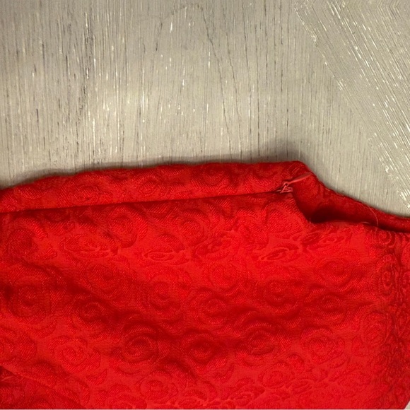 C. Luce Vibrant Red Textured Mini Dress Cut-Out back - Picture 7 of 9